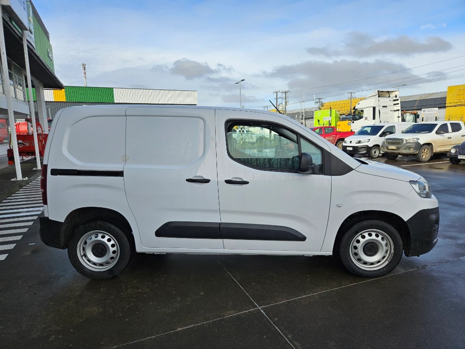 Citroën Berlingo 2024 - Foto 4 de 20