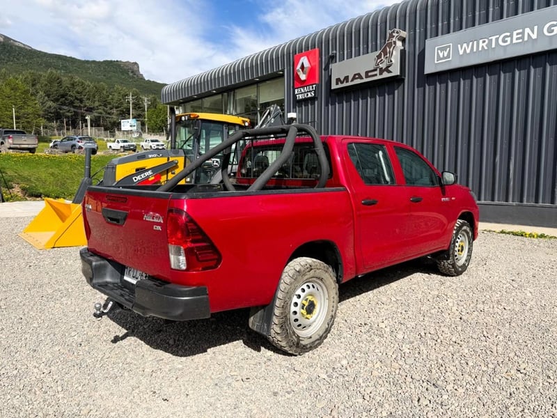 Toyota Hilux 2024 - Imagen 5 de 19