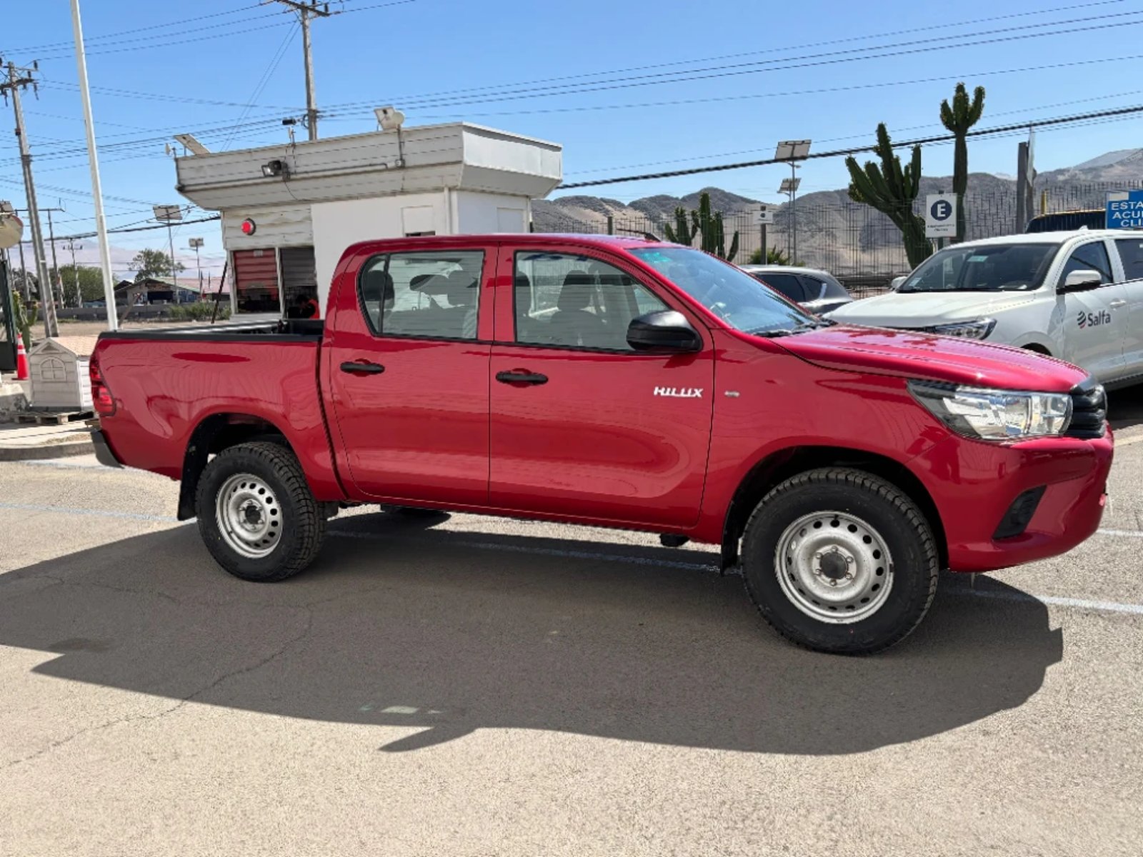 Toyota Hilux 2024 - Foto 4 de 20