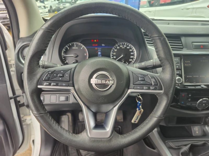 Nissan Navara 2023 - Imagen 17 de 20