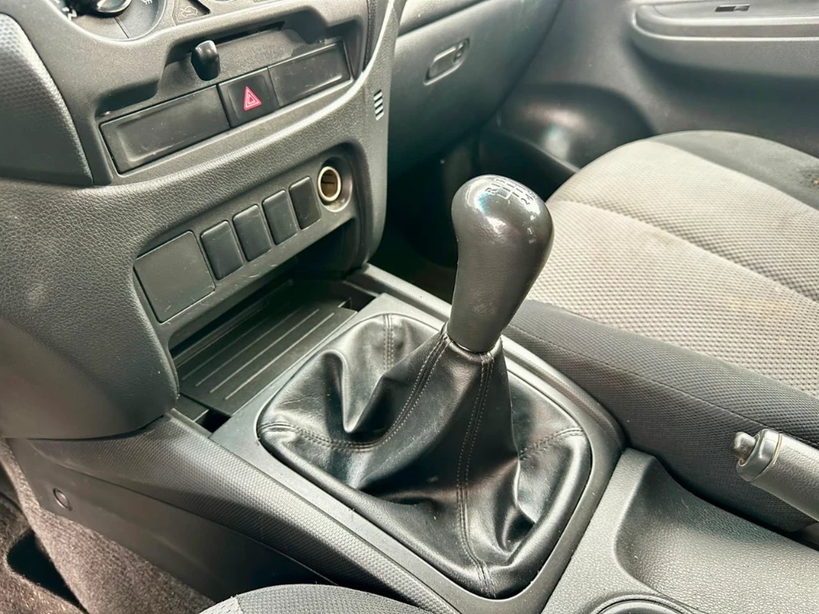 Mitsubishi L200 2023 - Imagen 17 de 20