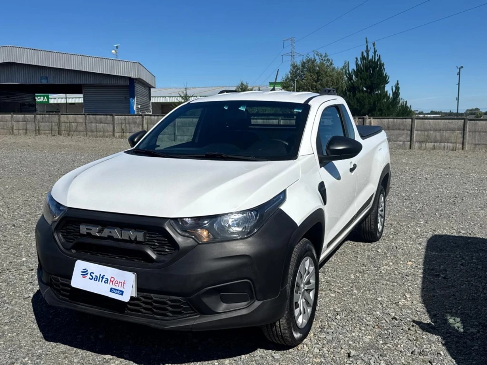 RAM 700 2024