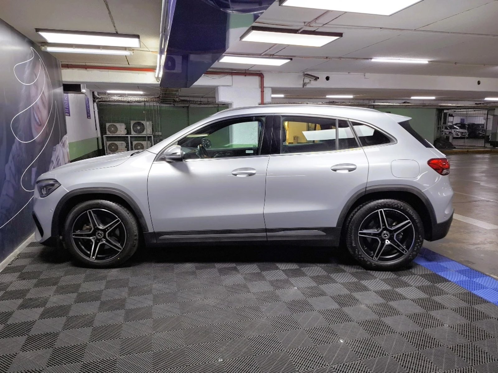 MERCEDES-BENZ GLA 220 2023 - Imagen 8 de 20
