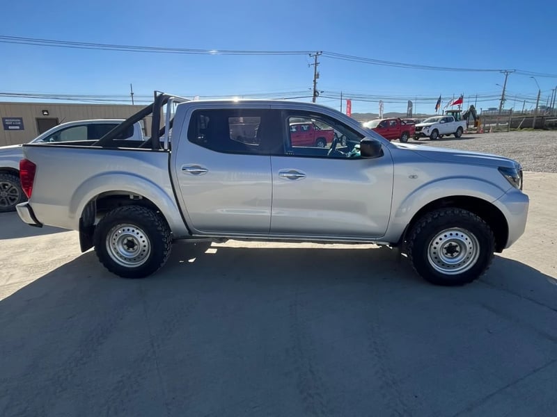 Nissan Navara 2023 - Imagen 5 de 17