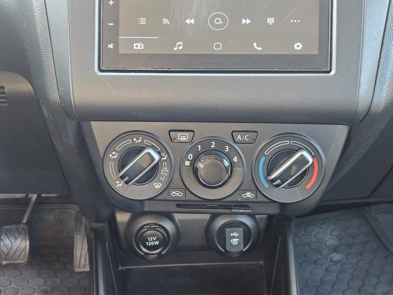 Suzuki Swift 2023 - Imagen 18 de 20