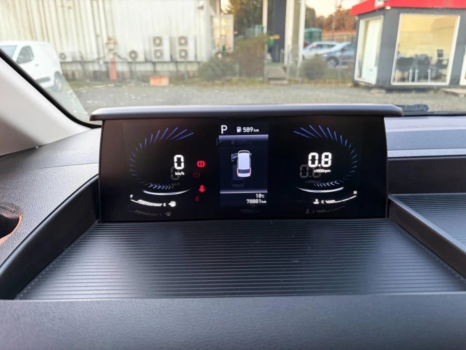 HYUNDAI STARIA FURGÓN 2024 - Imagen 18 de 20