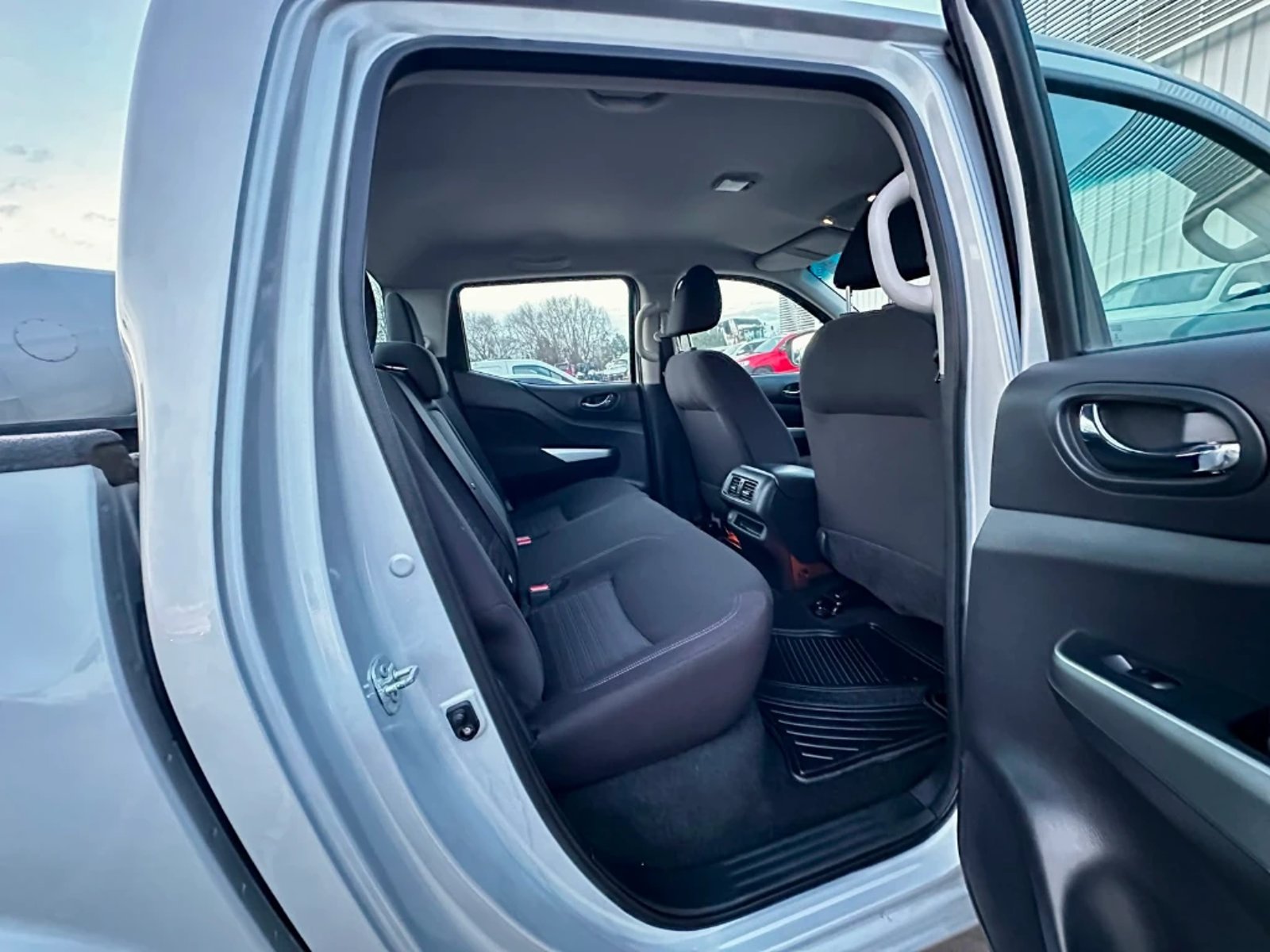 Nissan Navara 2023 - Imagen 12 de 20