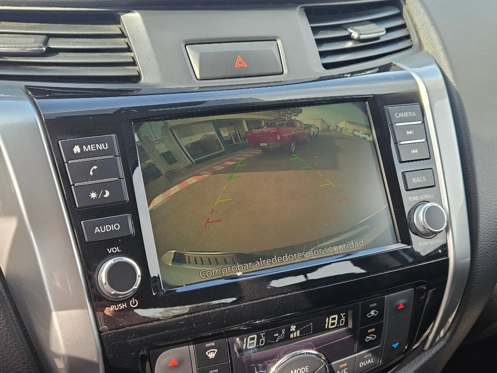 NISSAN NAVARA 2023 - Imagen 19 de 20