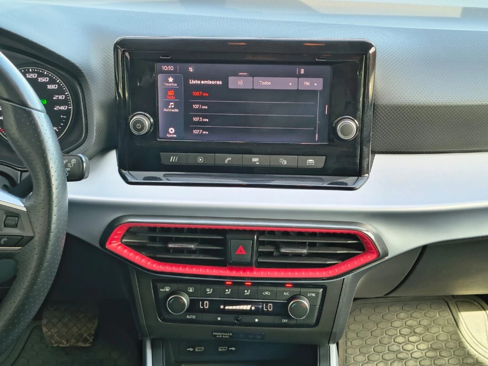 SEAT Arona 2023 - Imagen 14 de 20
