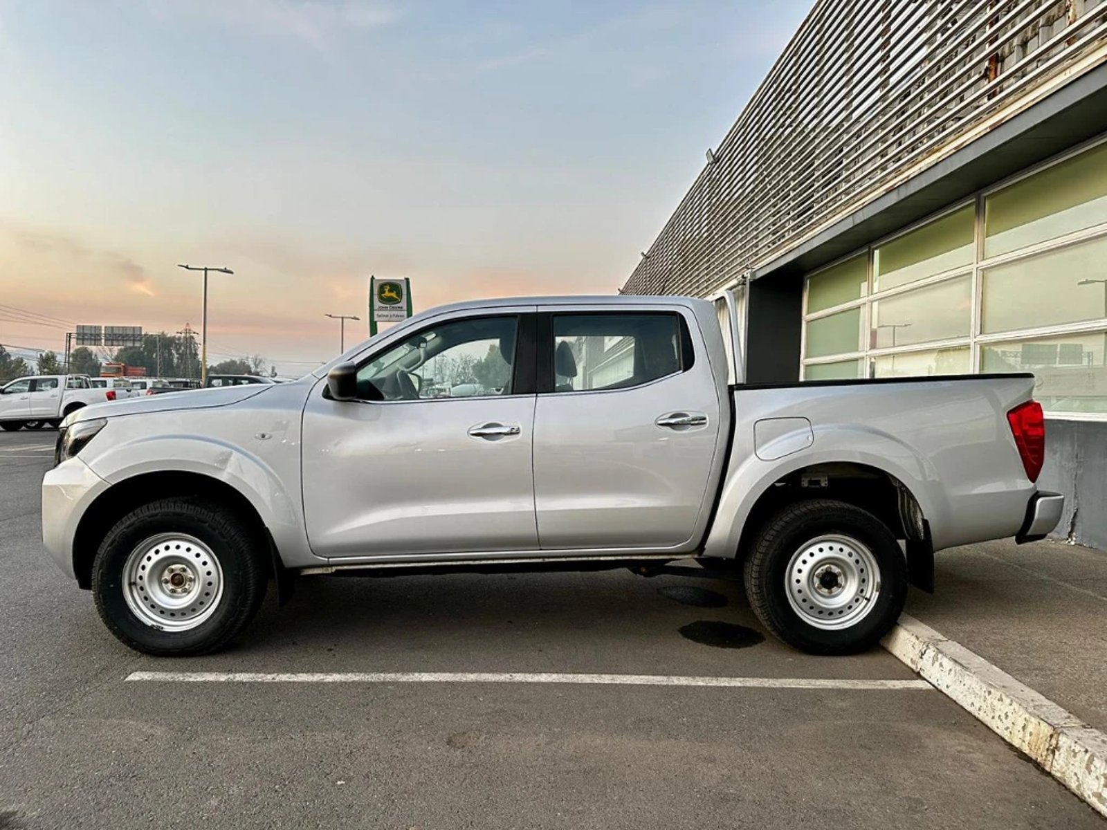 NISSAN NAVARA 2023 - Imagen 5 de 11