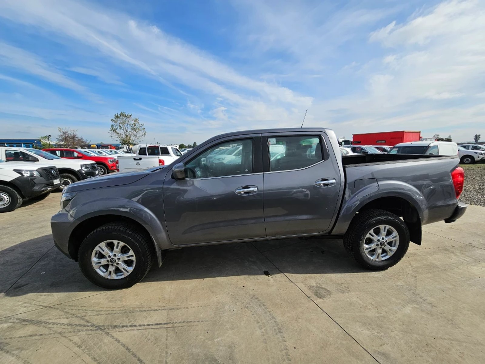 NISSAN NAVARA 2023 - Imagen 8 de 20