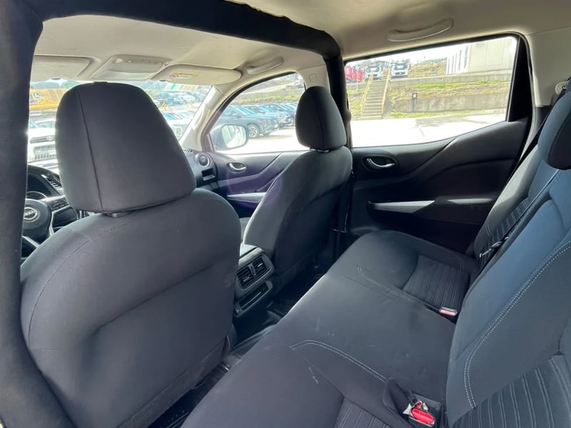 Nissan Navara 2023 - Imagen 15 de 17