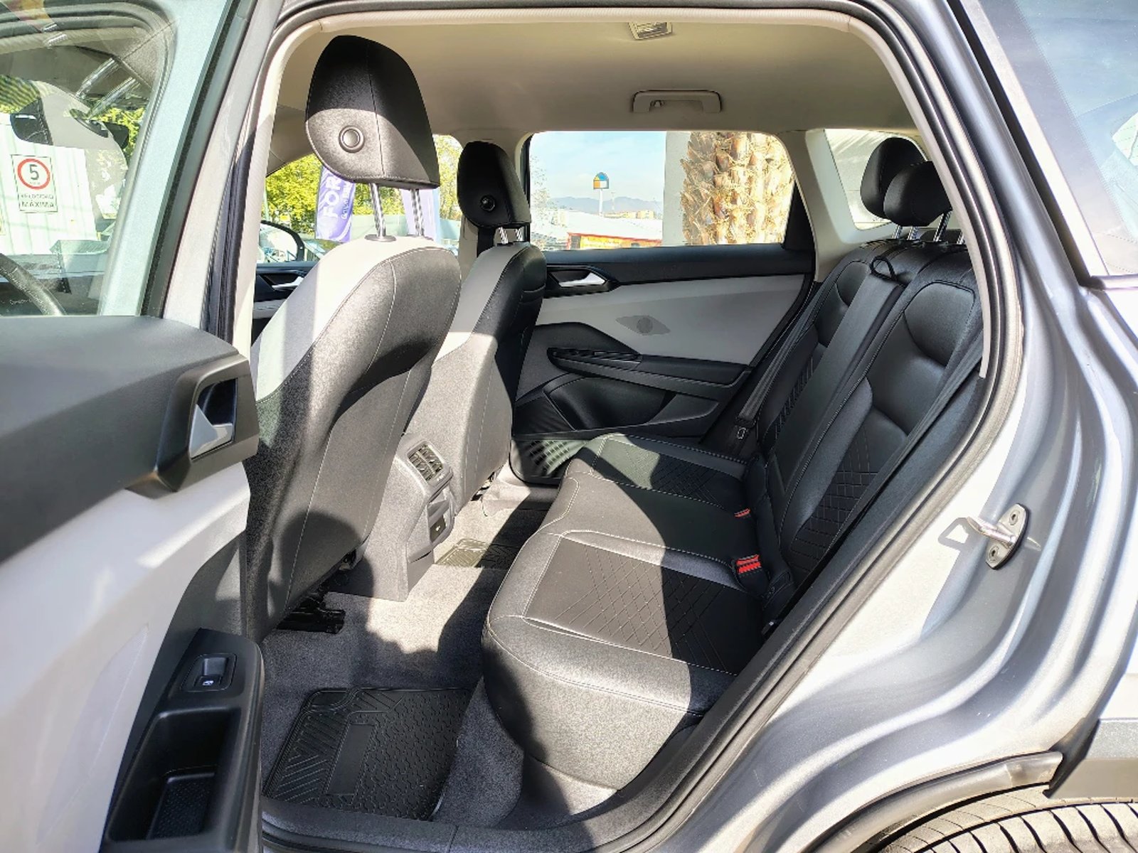 VOLKSWAGEN TAOS 2023 - Imagen 6 de 20