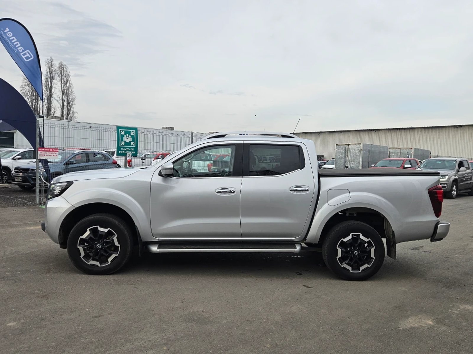 Nissan Navara 2023 - Imagen 8 de 20