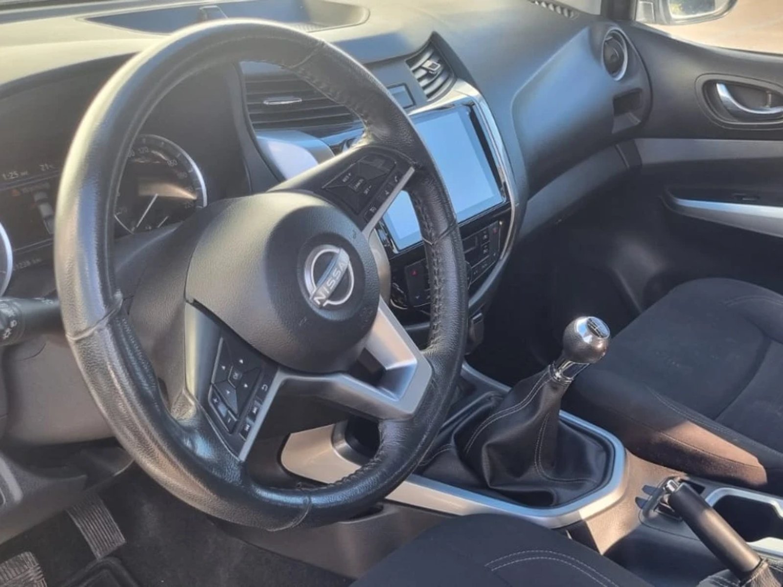 Nissan Navara 2023 - Imagen 20 de 20