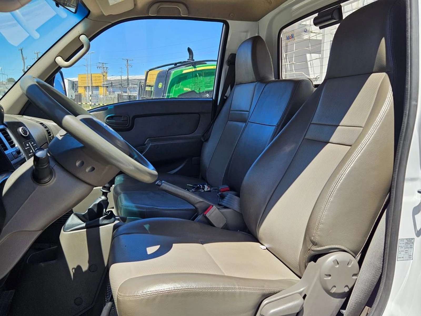 HYUNDAI PORTER 2023 - Imagen 15 de 20