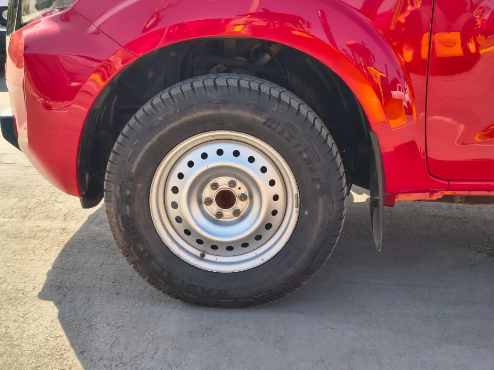 NISSAN NAVARA 2023 - Imagen 9 de 20
