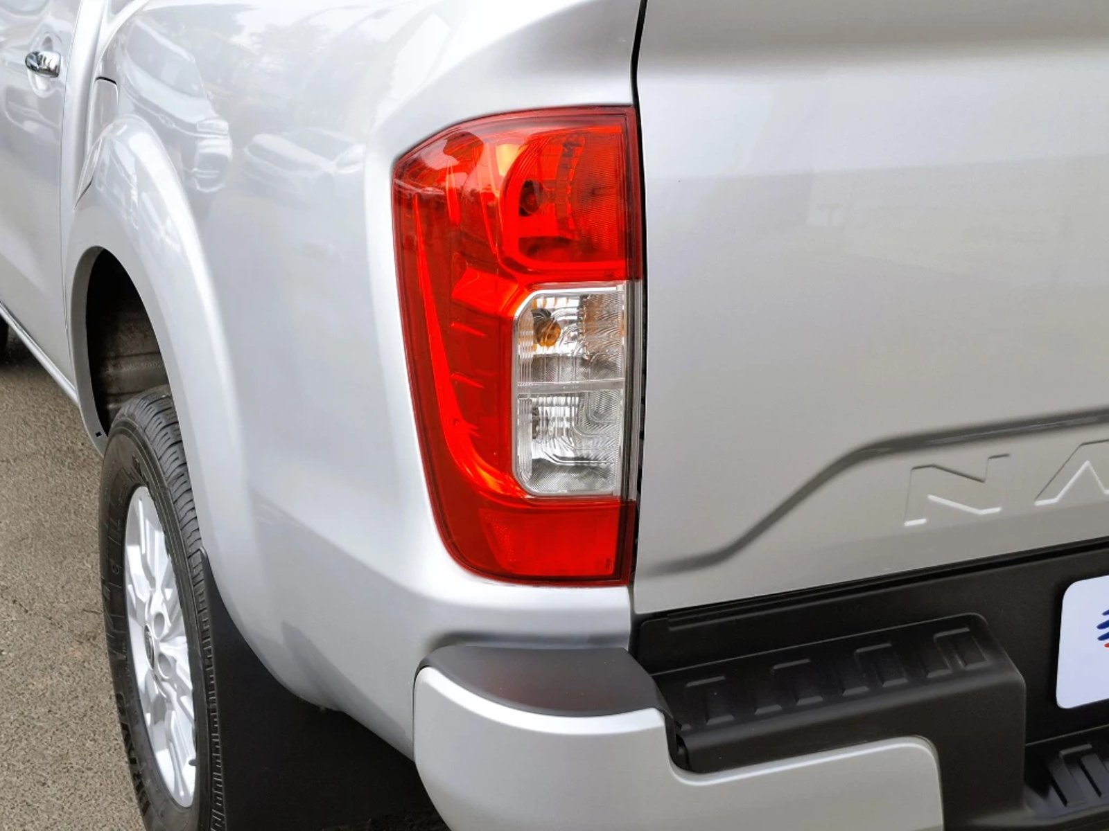 NISSAN NAVARA 2023 - Imagen 10 de 20