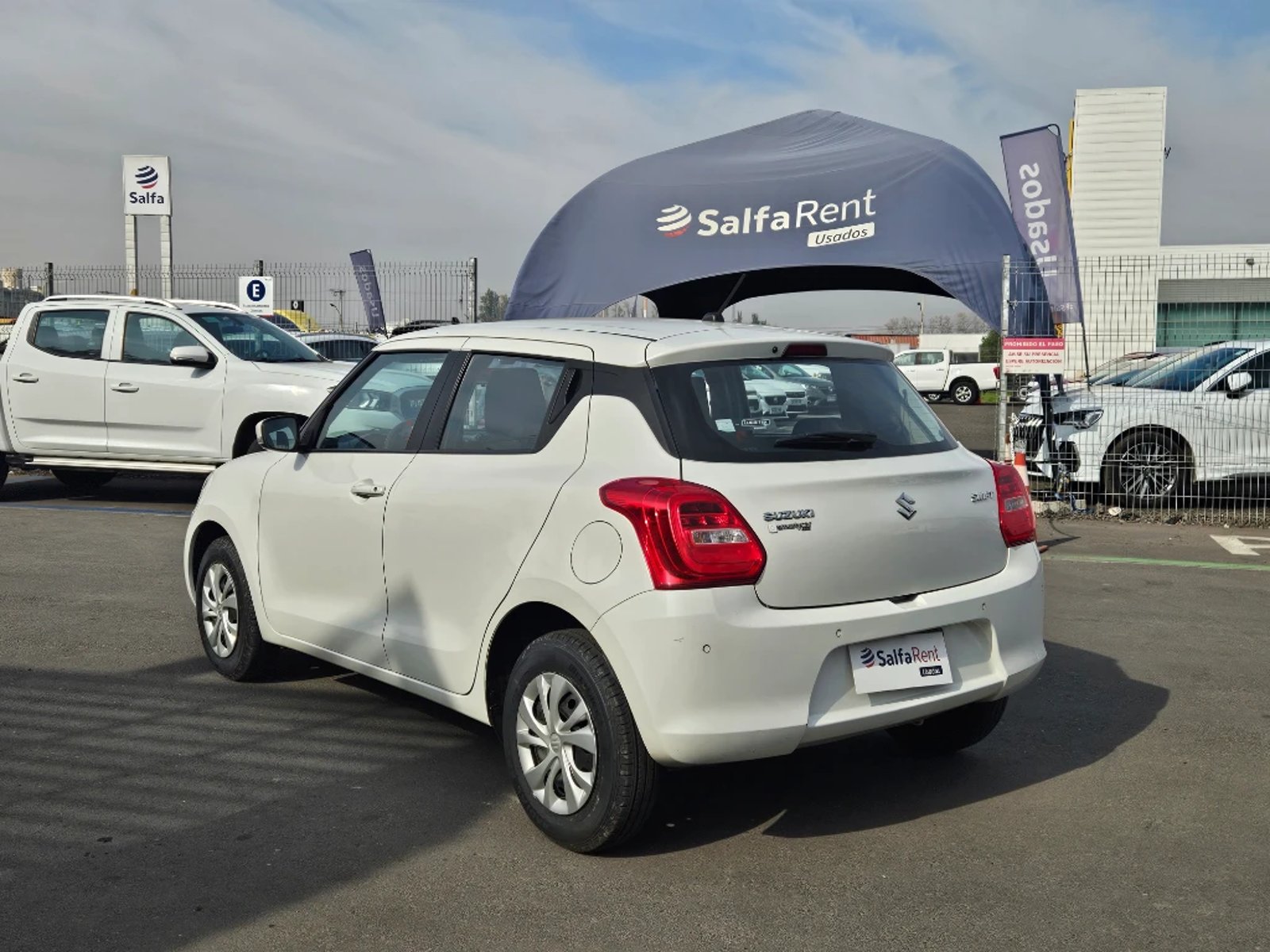 SUZUKI SWIFT 2023 - Imagen 7 de 20