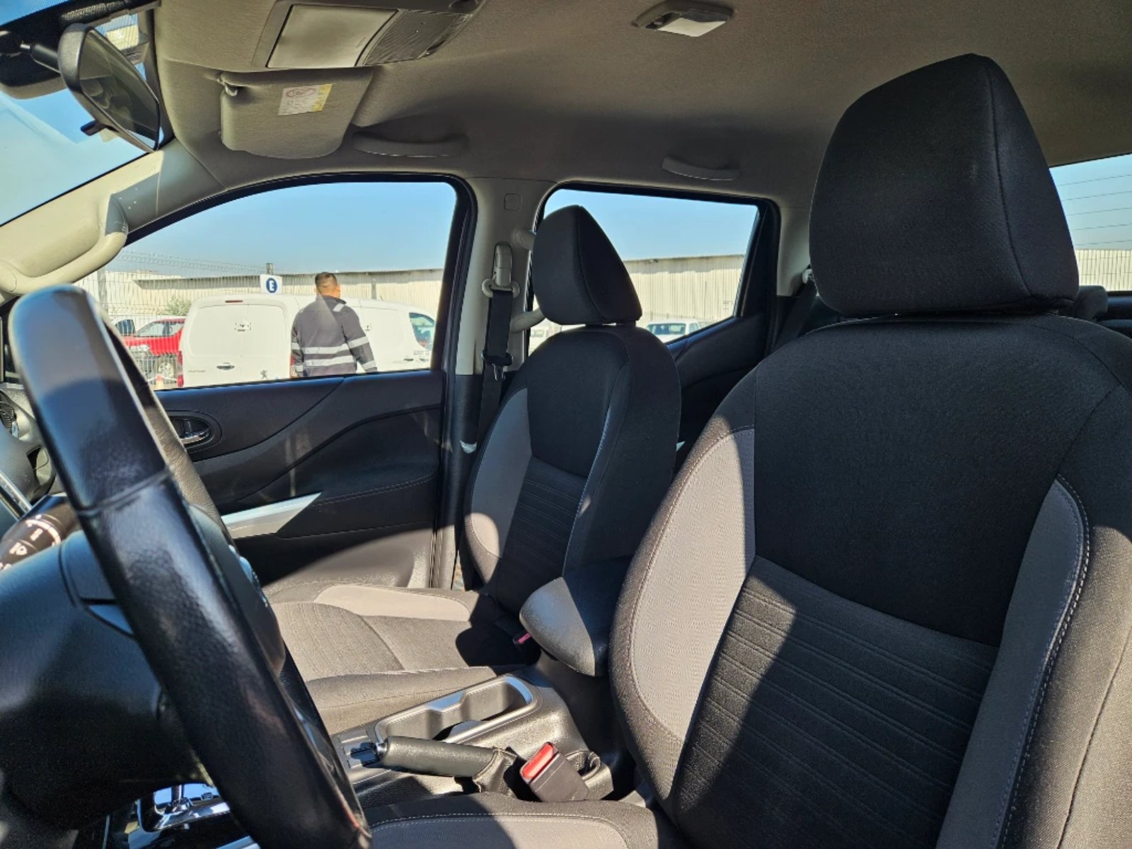 NISSAN NAVARA 2023 - Imagen 13 de 20