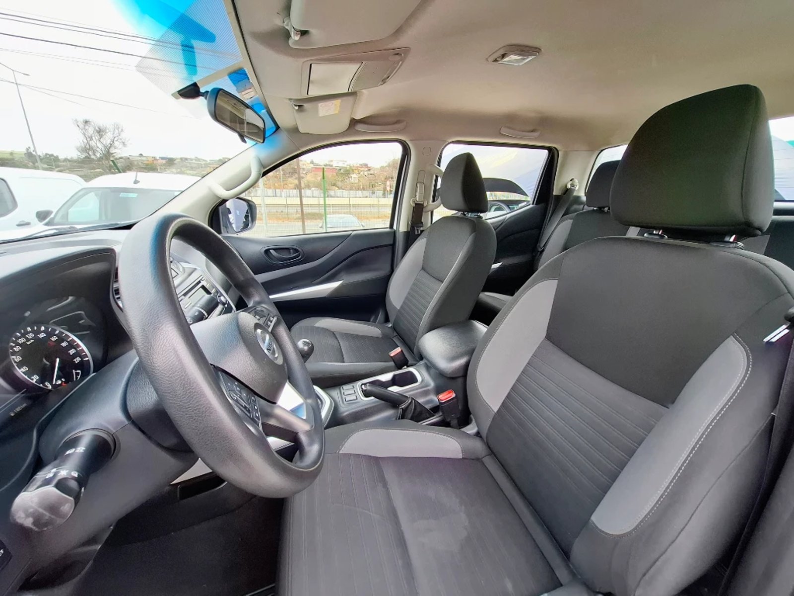 NISSAN NAVARA 2022 - Imagen 11 de 20