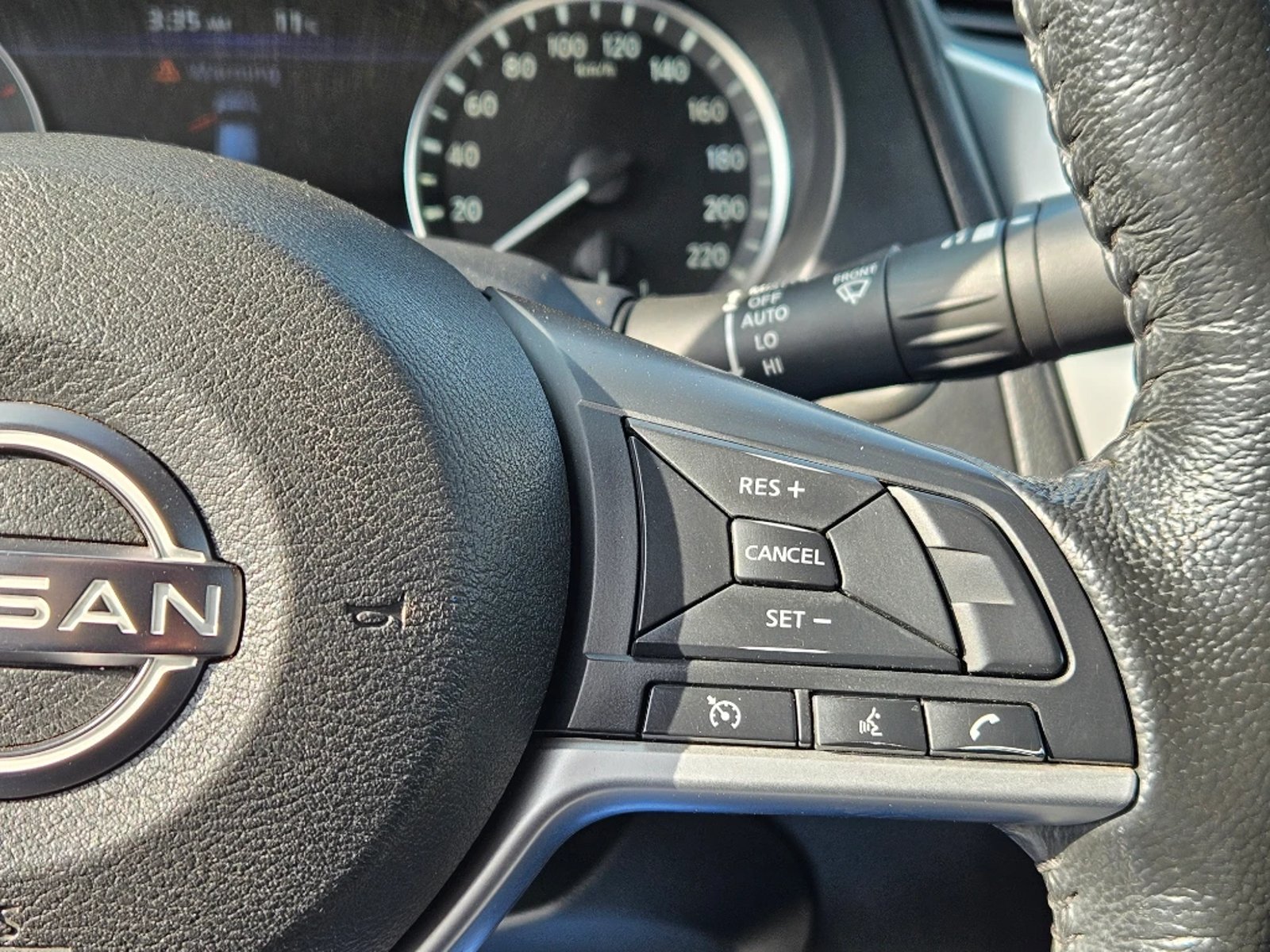 NISSAN NAVARA 2023 - Imagen 19 de 20