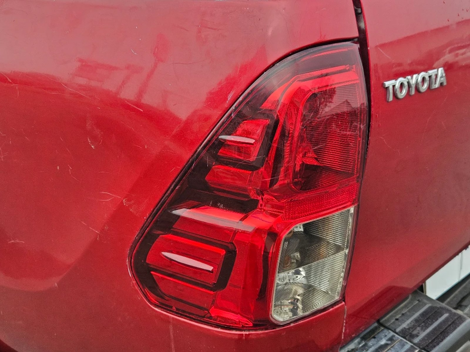 Toyota Hilux 2023 - Imagen 12 de 20