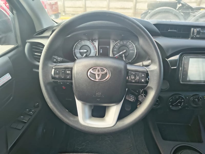 Toyota Hilux 2024 - Imagen 15 de 20