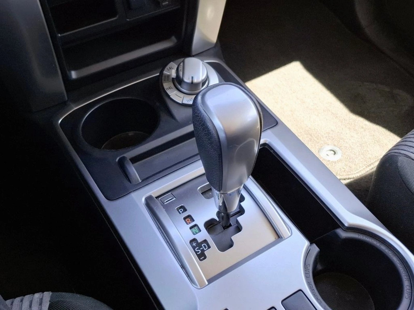 TOYOTA 4RUNNER 2021 - Imagen 17 de 20
