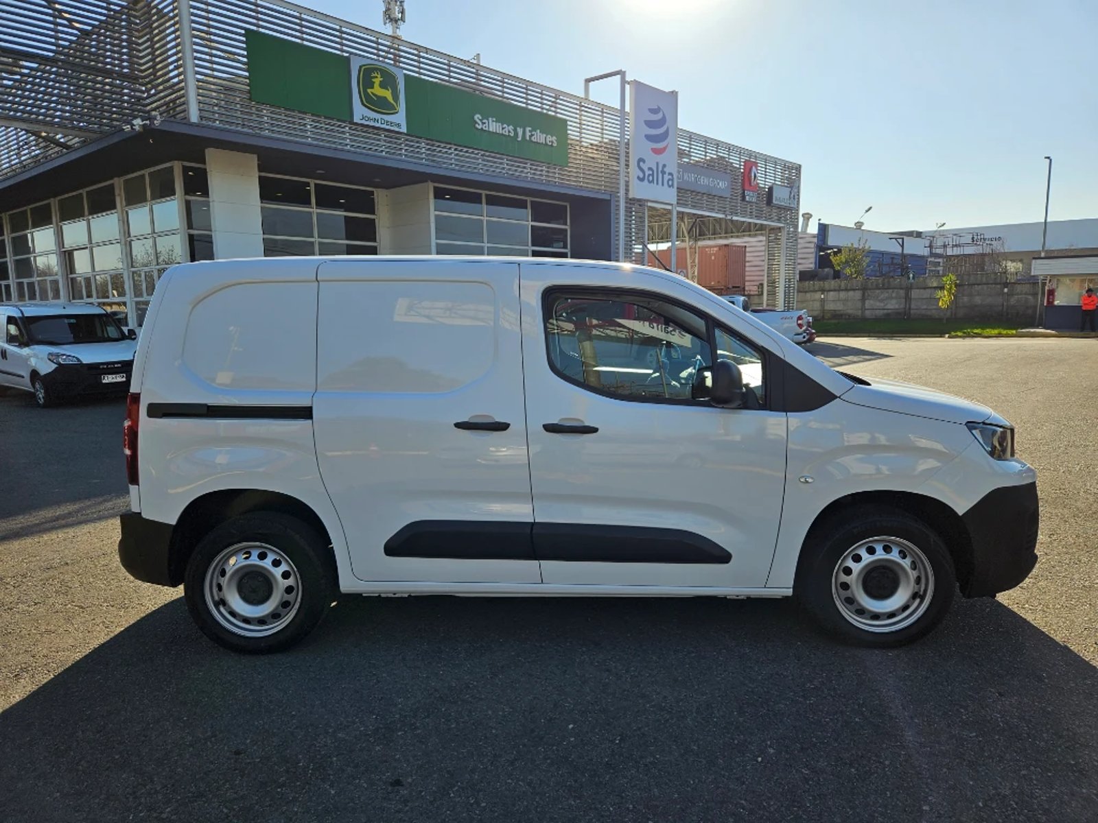 PEUGEOT PARTNER 2024 - Imagen 4 de 20