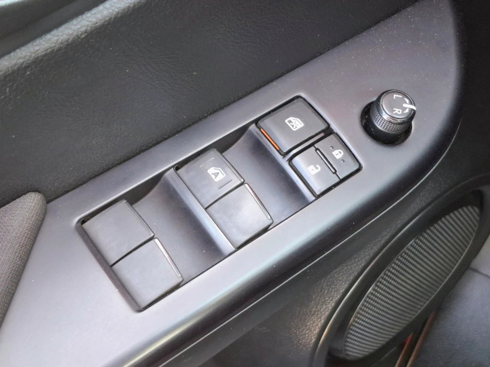 Toyota Hilux 2023 - Imagen 12 de 20