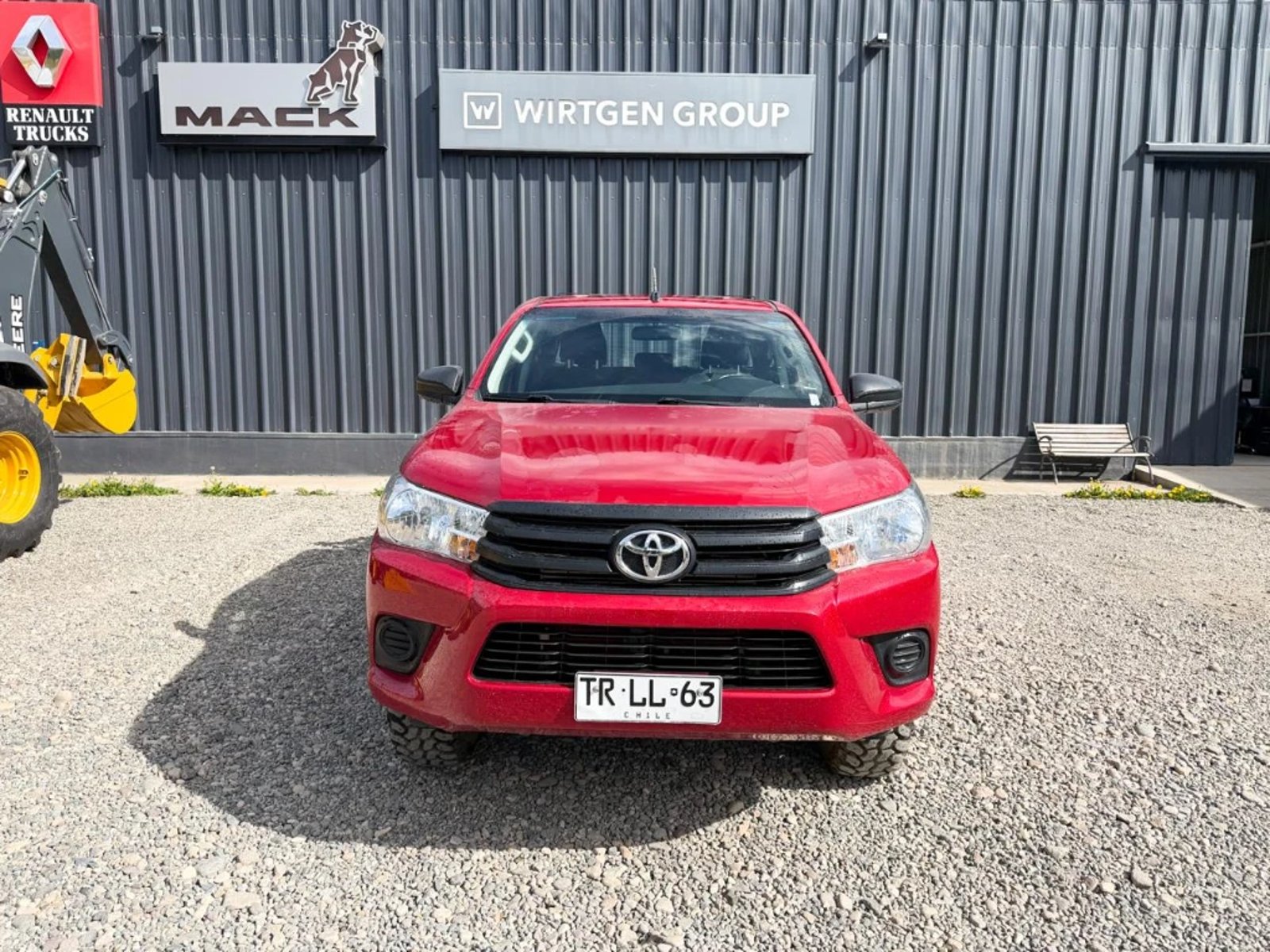 Toyota Hilux 2024 - Foto 2 de 19