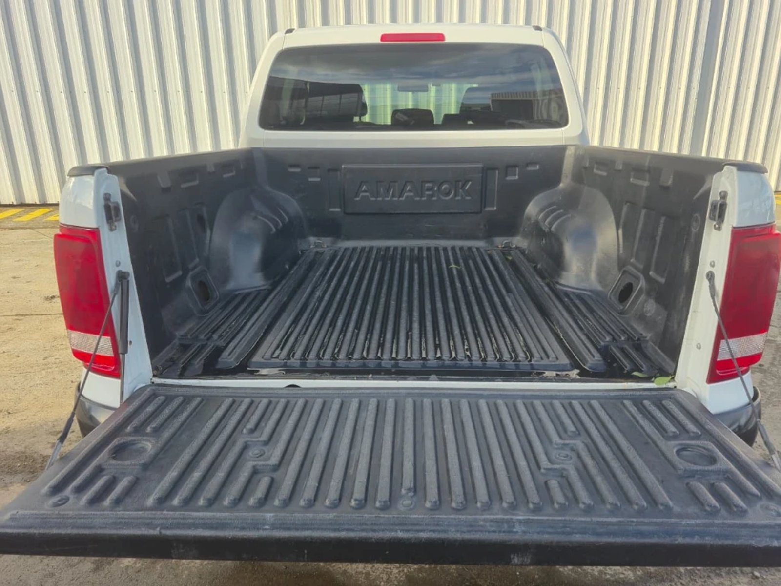 Volkswagen Amarok 2023 - Imagen 7 de 20