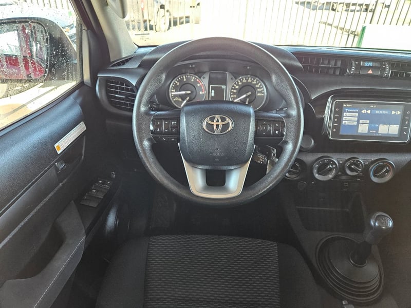 Toyota Hilux 2024 - Imagen 13 de 20