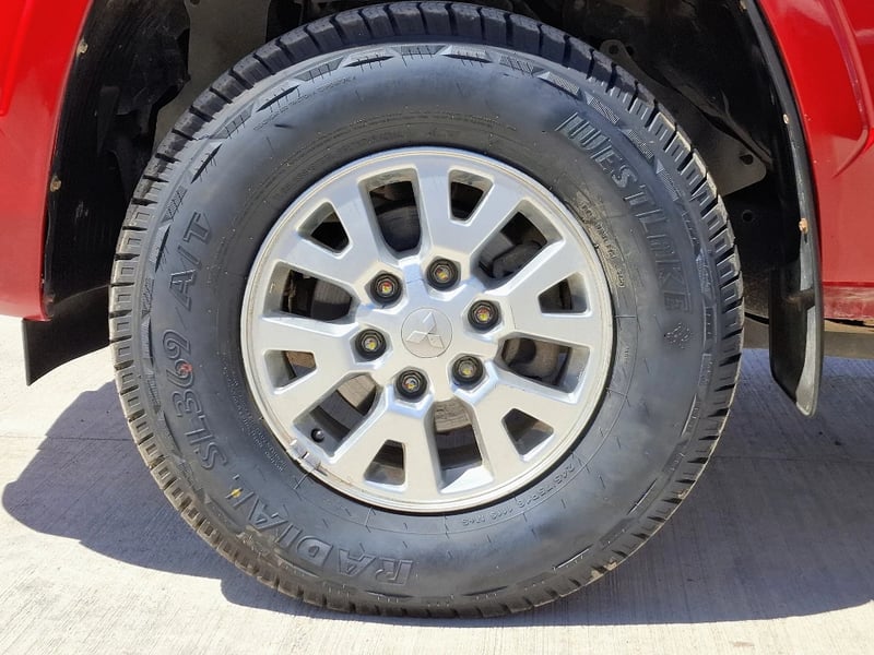 Mitsubishi L200 2024 - Imagen 8 de 20