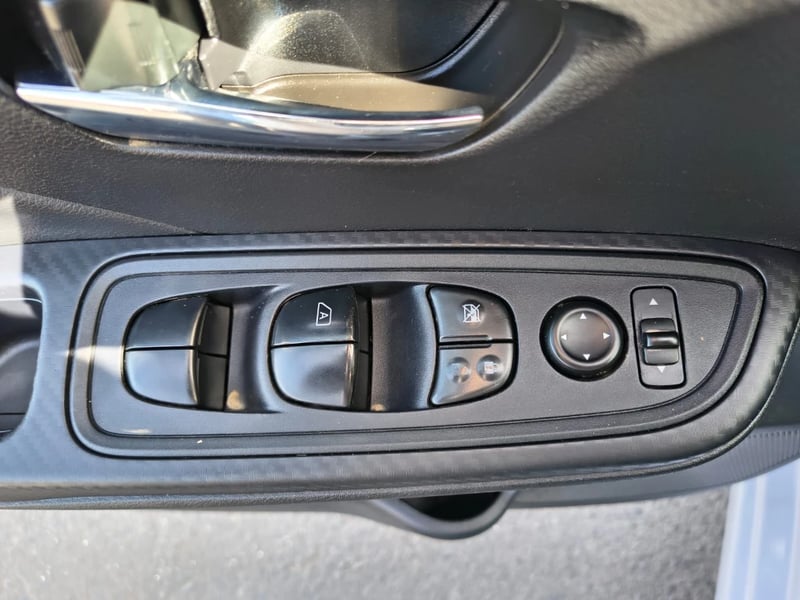 Nissan Versa 2024 - Imagen 20 de 20