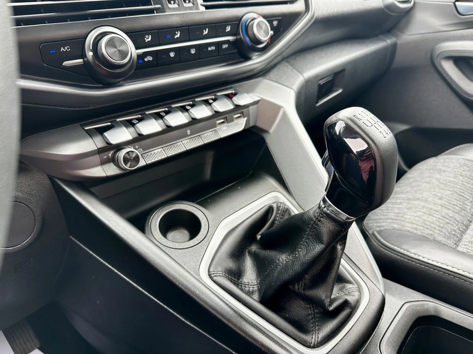 CHANGAN HUNTER 2023 - Imagen 18 de 20