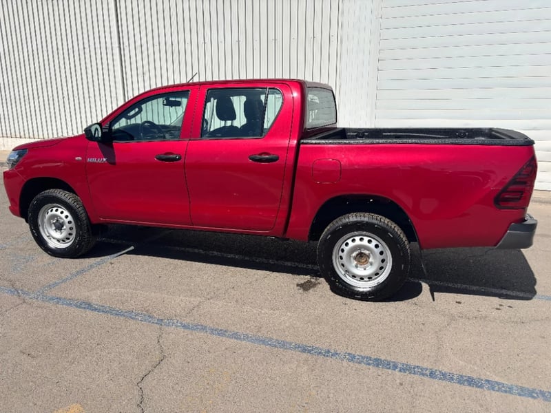 Toyota Hilux 2024 - Imagen 8 de 20