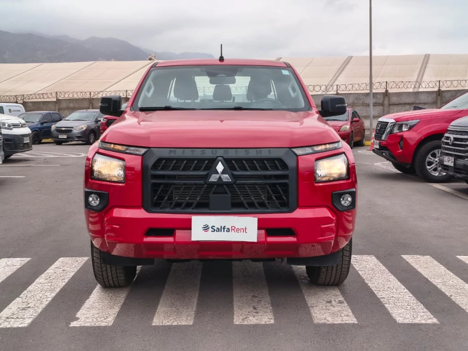 Mitsubishi L200 2024 - Foto 2 de 20