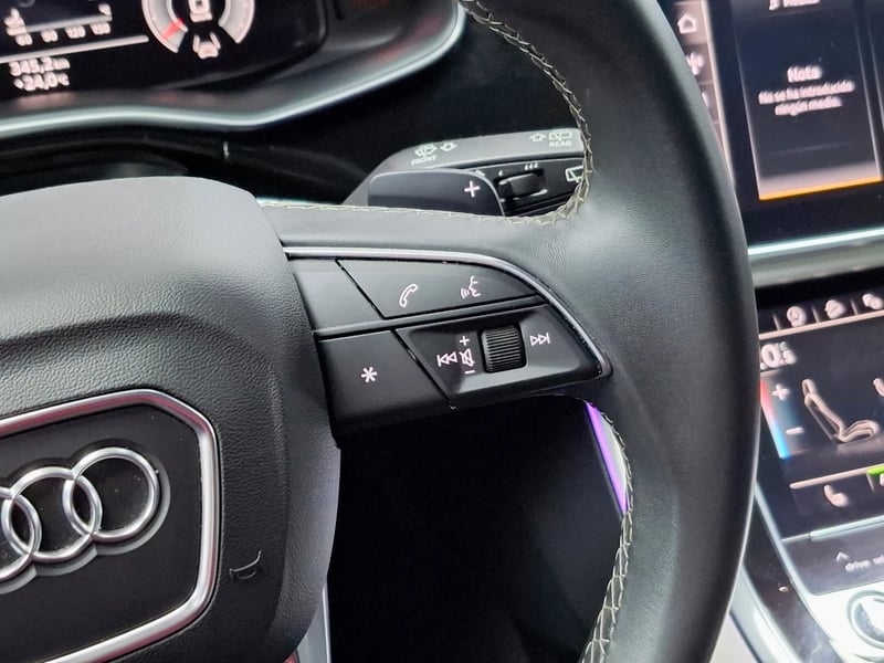 Audi Q8 2025 - Imagen 16 de 20