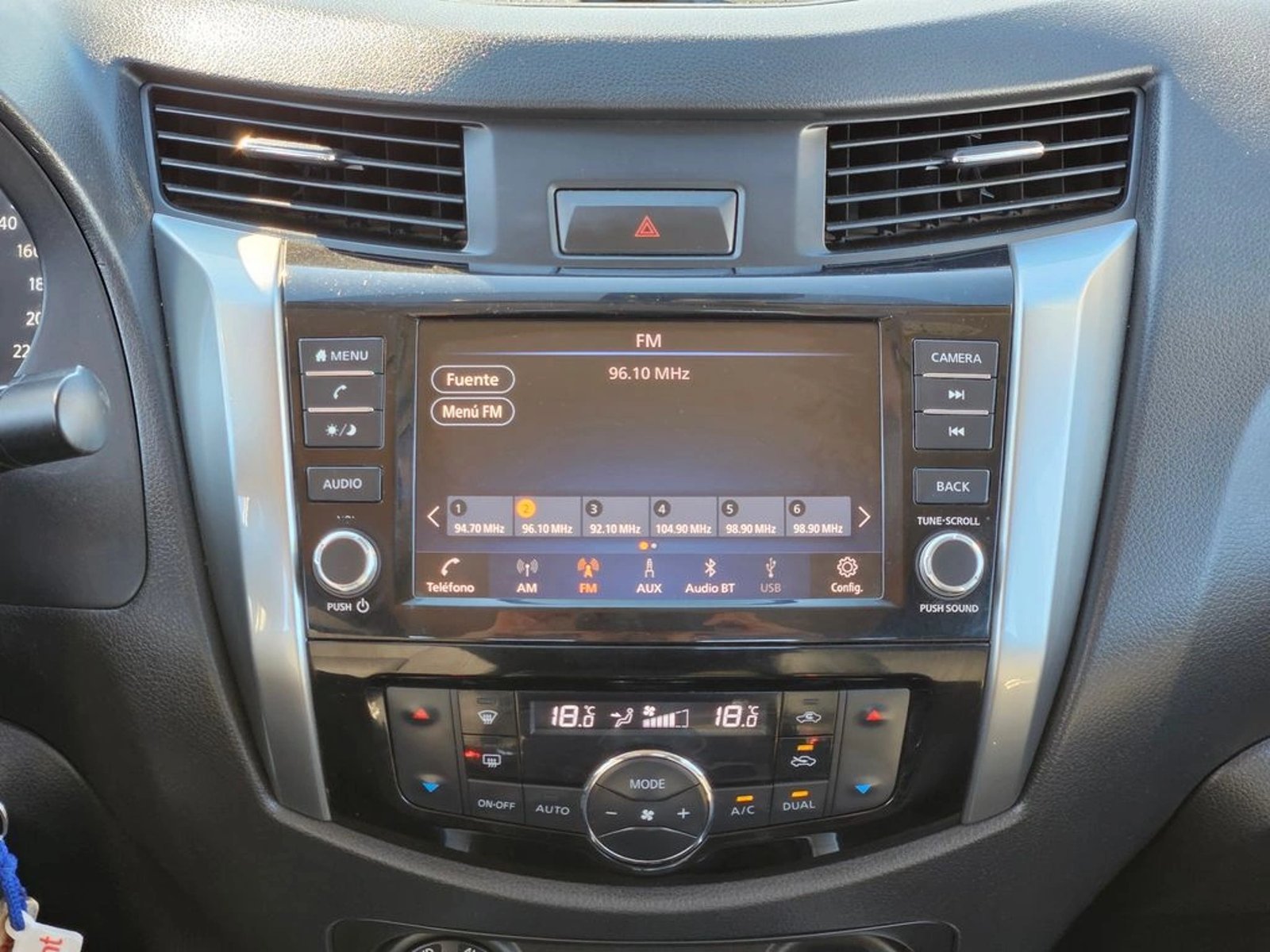 NISSAN NAVARA 2023 - Imagen 16 de 20