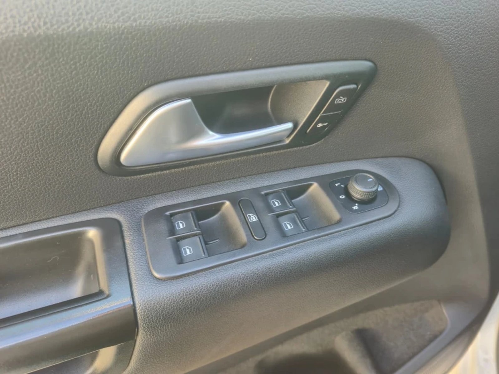 Volkswagen Amarok 2023 - Imagen 15 de 20