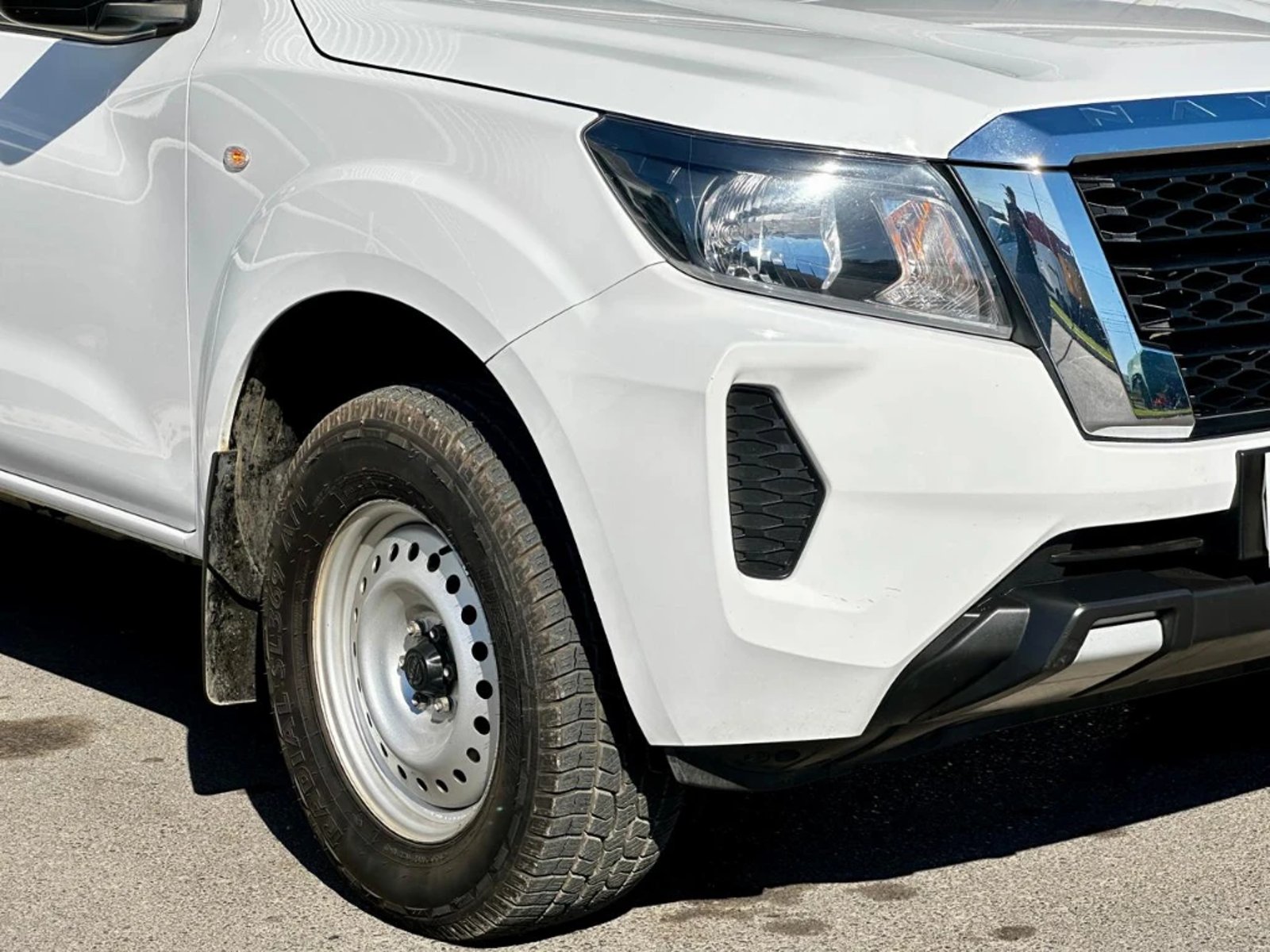 NISSAN NAVARA 2023 - Imagen 10 de 20