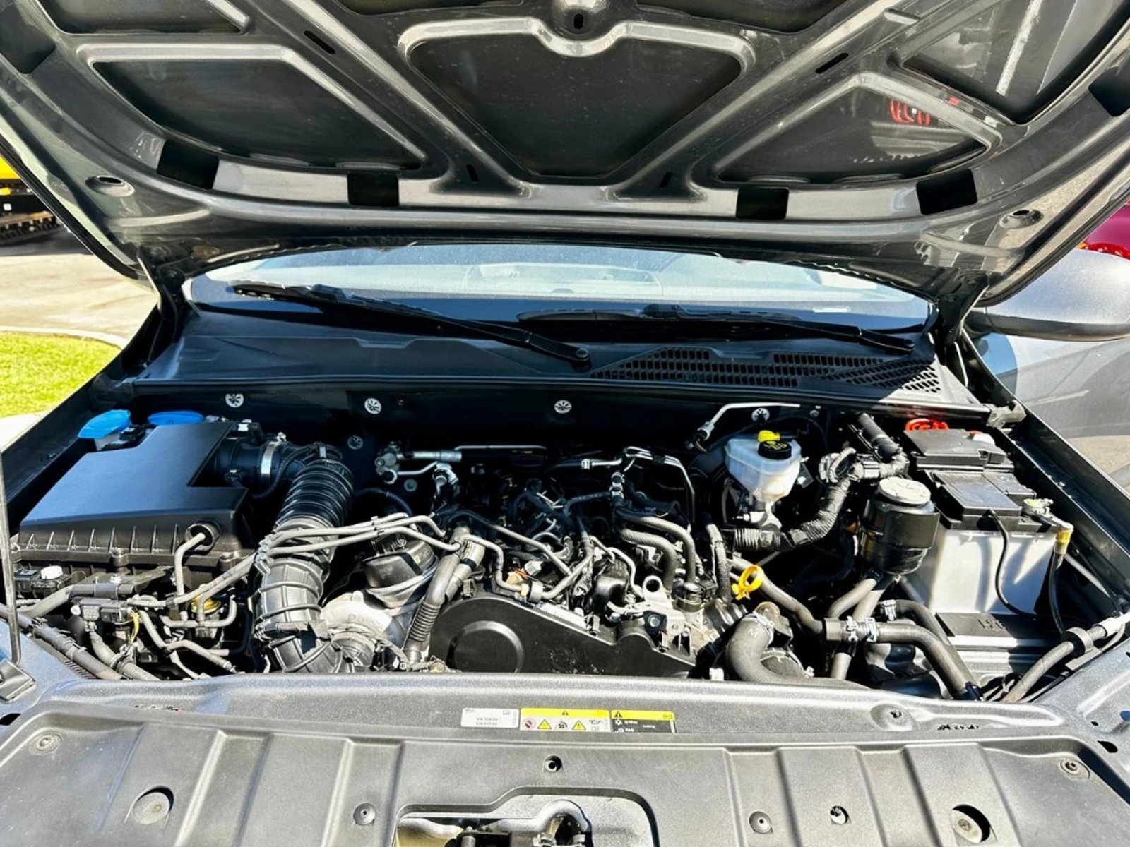 VOLKSWAGEN AMAROK 2022 - Imagen 11 de 20