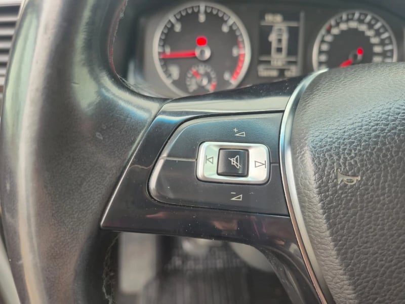 Volkswagen Amarok 2023 - Imagen 18 de 20
