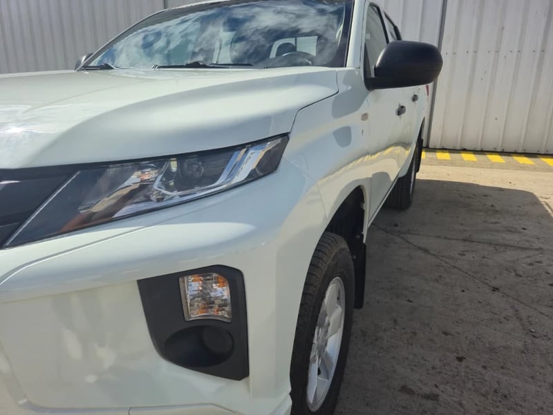 Mitsubishi L200 2022 - Imagen 12 de 20