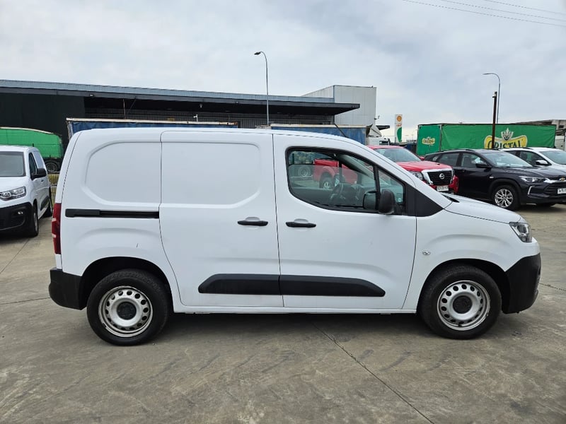 Citroën Berlingo 2024 - Imagen 4 de 20