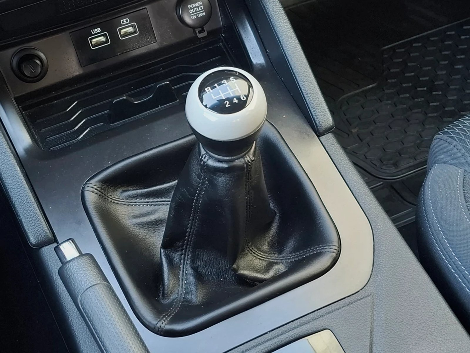 SSANGYONG GRAND MUSSO 2023 - Imagen 20 de 20