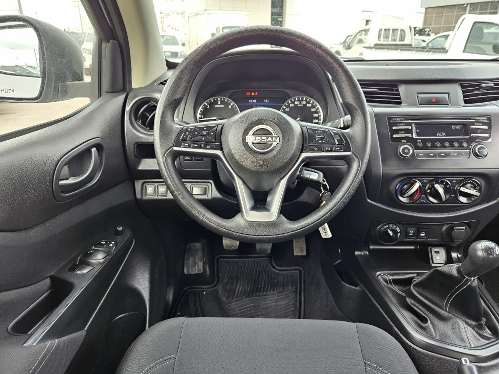 NISSAN NAVARA 2023 - Imagen 14 de 20