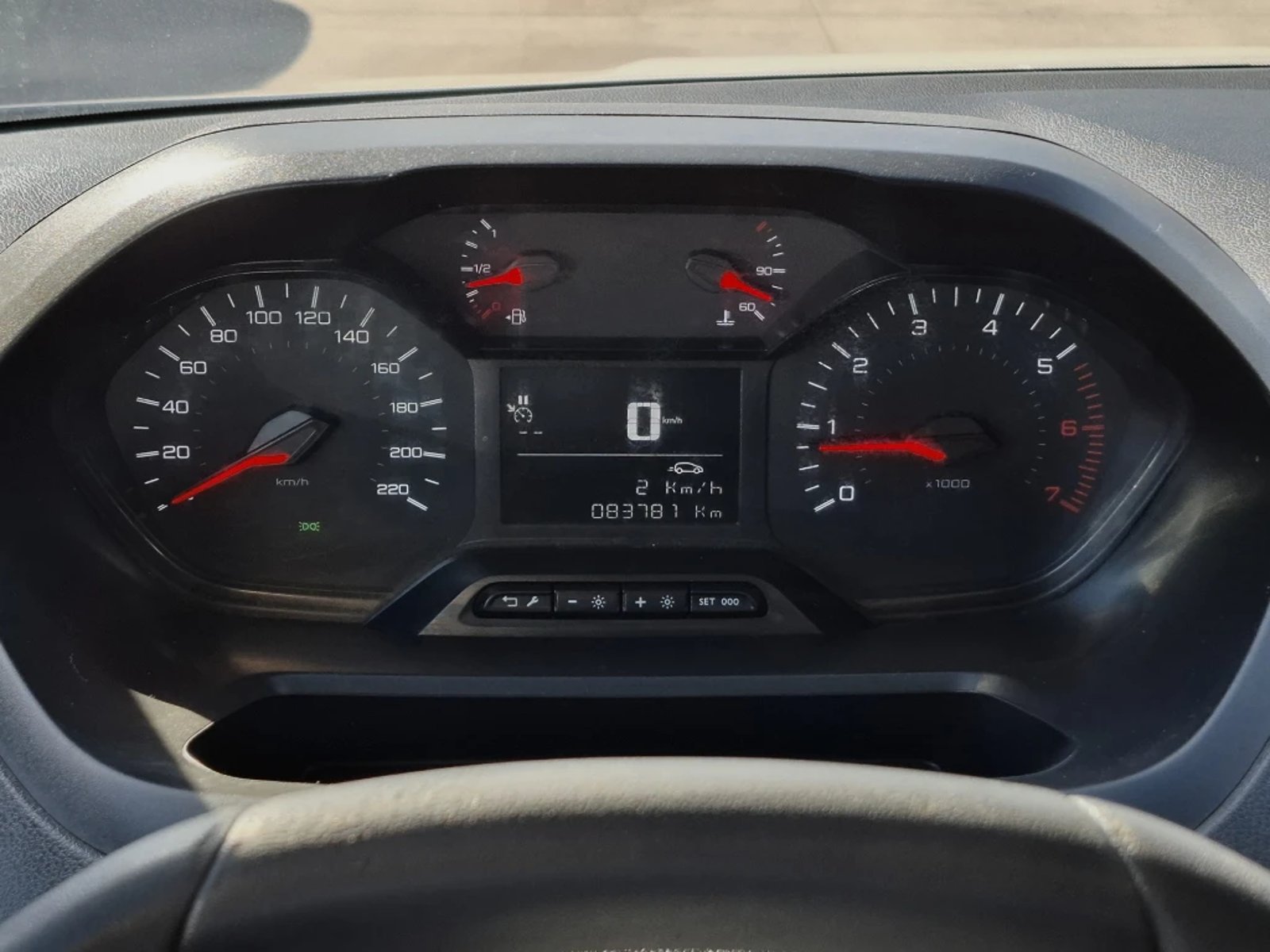 Peugeot Partner 2023 - Imagen 15 de 20